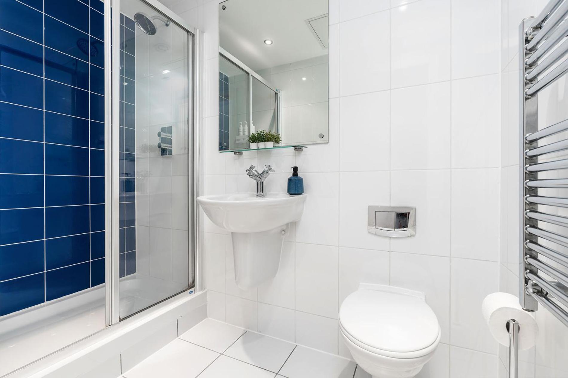 Exclusive Apartment - City Centre - Free Parking -Wifi Netflix- Juliet Balcony Leeds  Eksteriør bilde